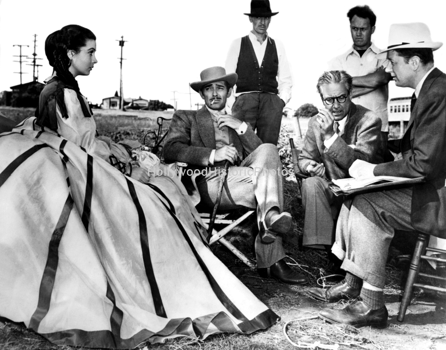 Vivien Leigh 1939 On the set.jpg